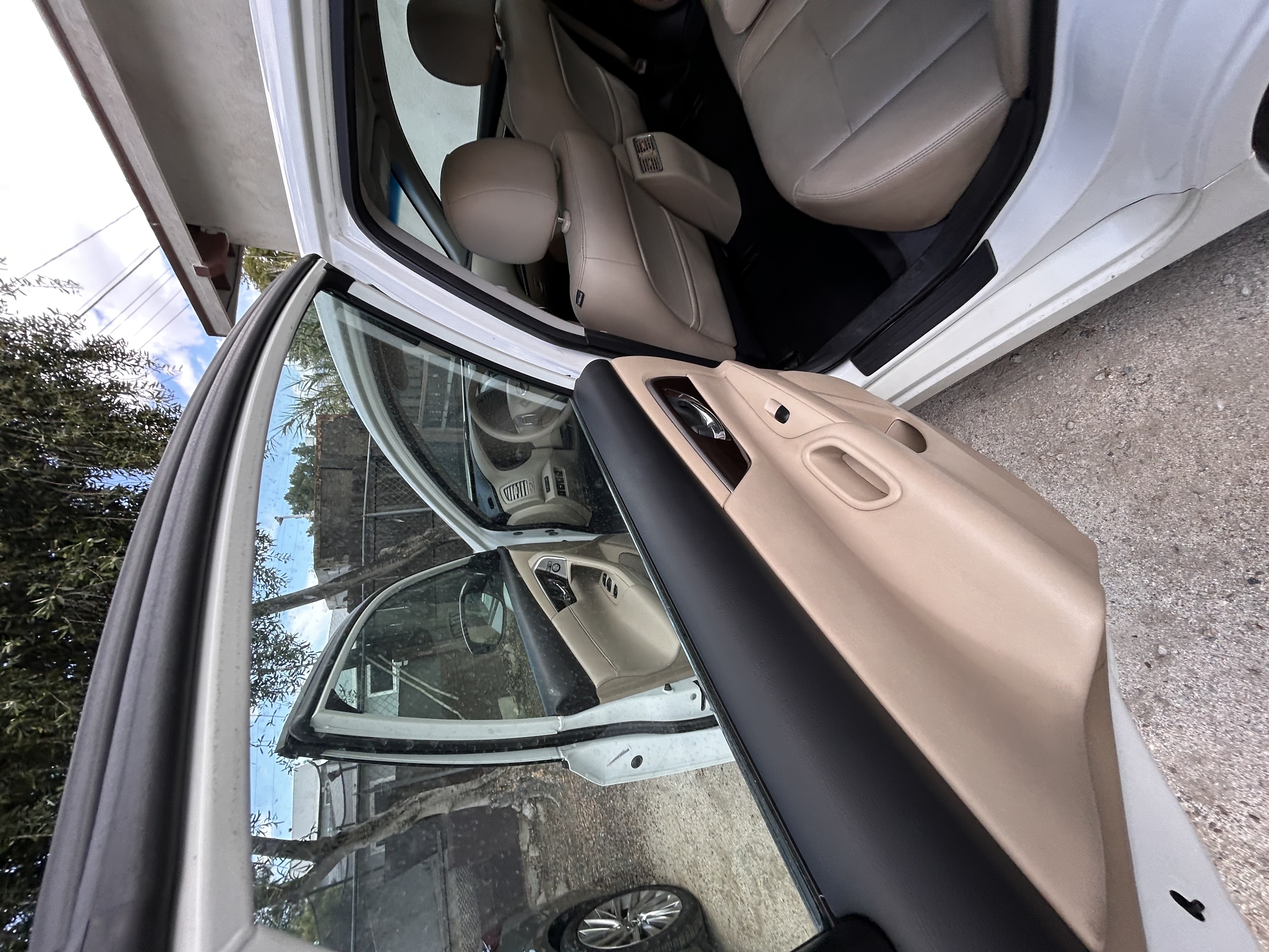 Used 2015 Nissan Altima 2.5 SL w/ Technology Package FWD image 14