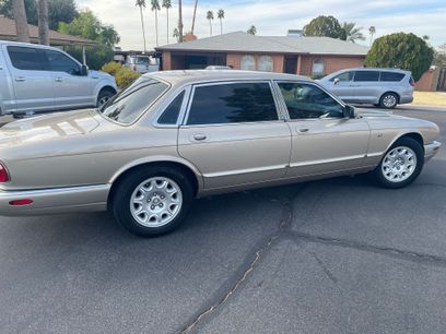 Used 2001 Jaguar XJ8 8 L Sedan 4D