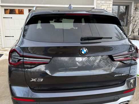 Used 2024 BMW X3 xDrive30i w/ Premium Package w/ZPA image 9