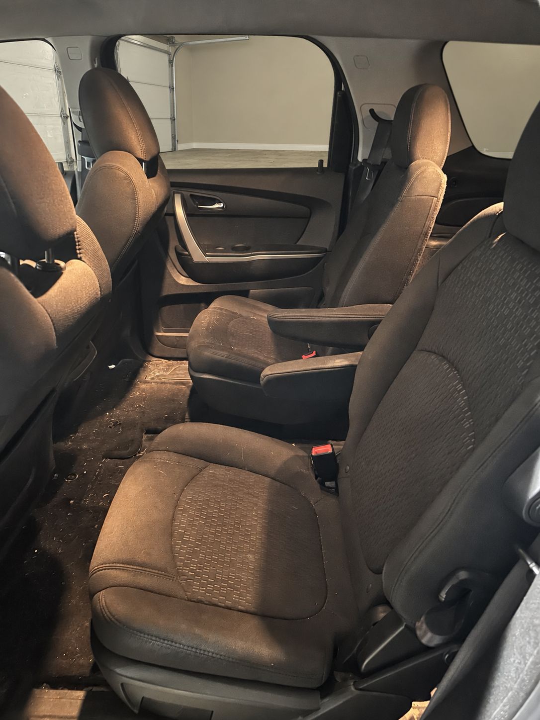 Used 2012 GMC Acadia SLE AWD/4WD image 6