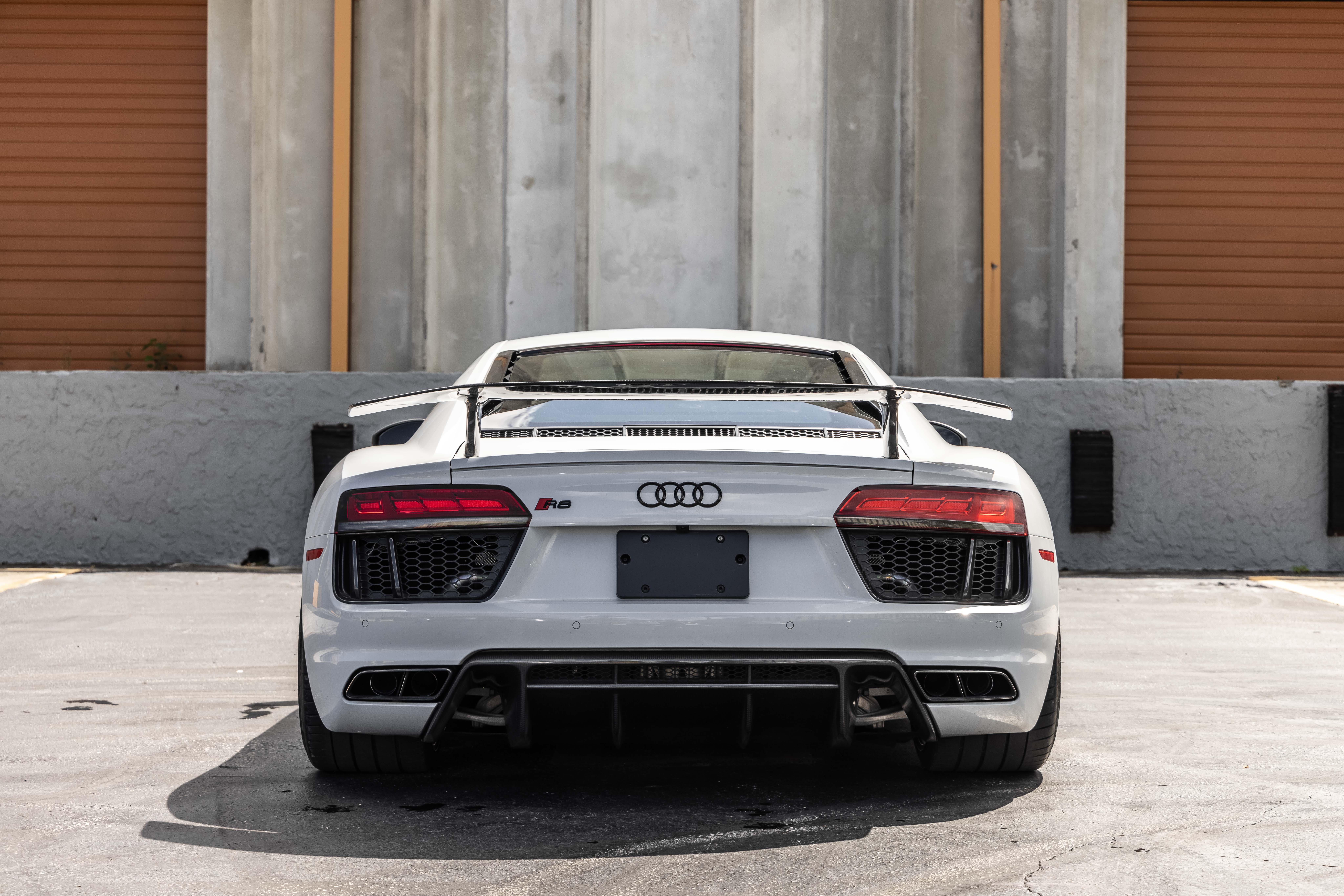 Used 2017 Audi R8 V10 plus AWD/4WD image 8