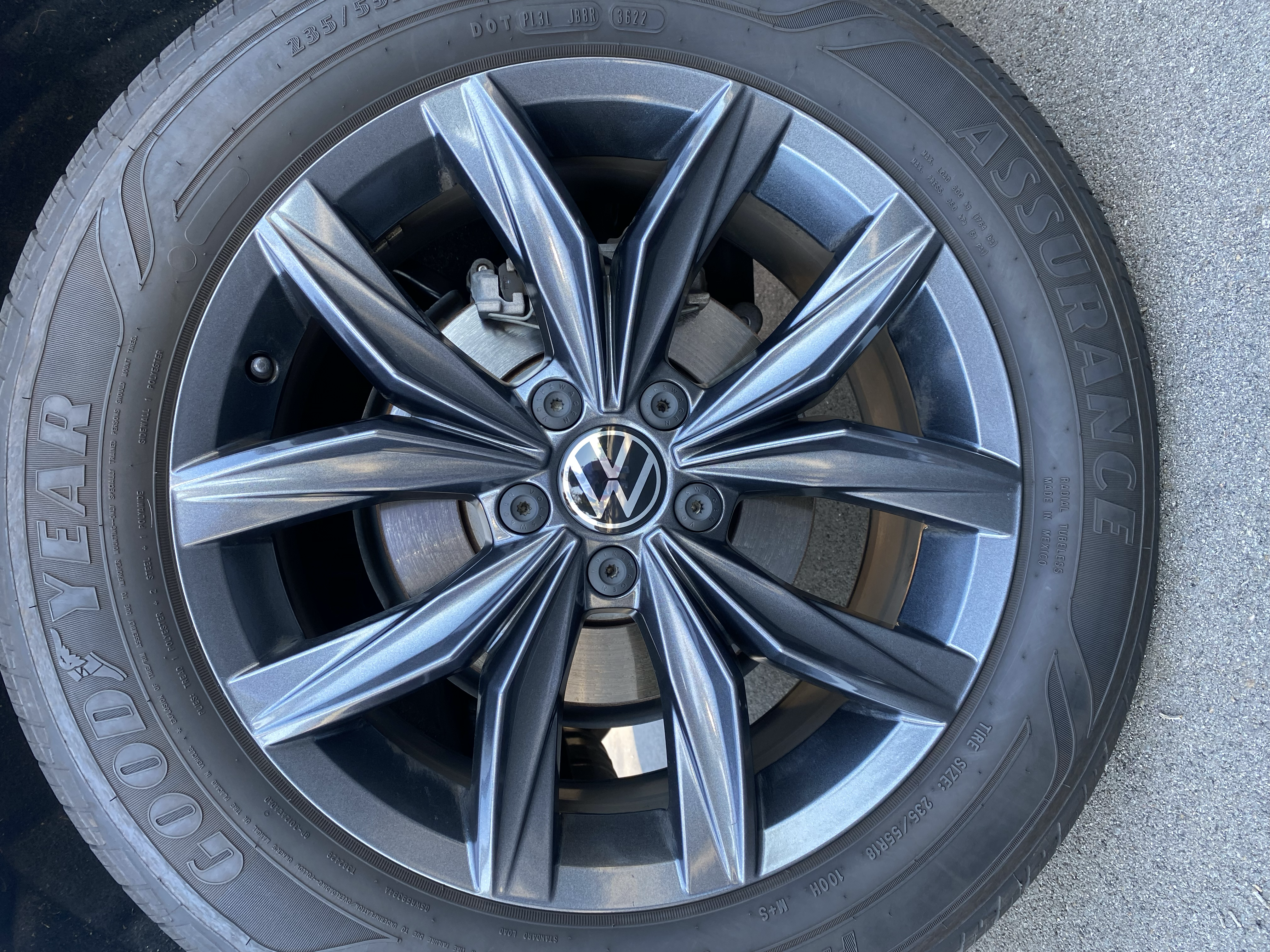 Used 2023 Volkswagen Tiguan SE FWD image 27