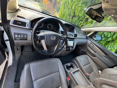 Used 2016 Honda Odyssey EX-L image 6