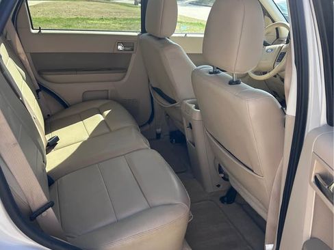 Used 2011 Ford Escape Limited w/ 302A Rapid Spec Order Code image 4