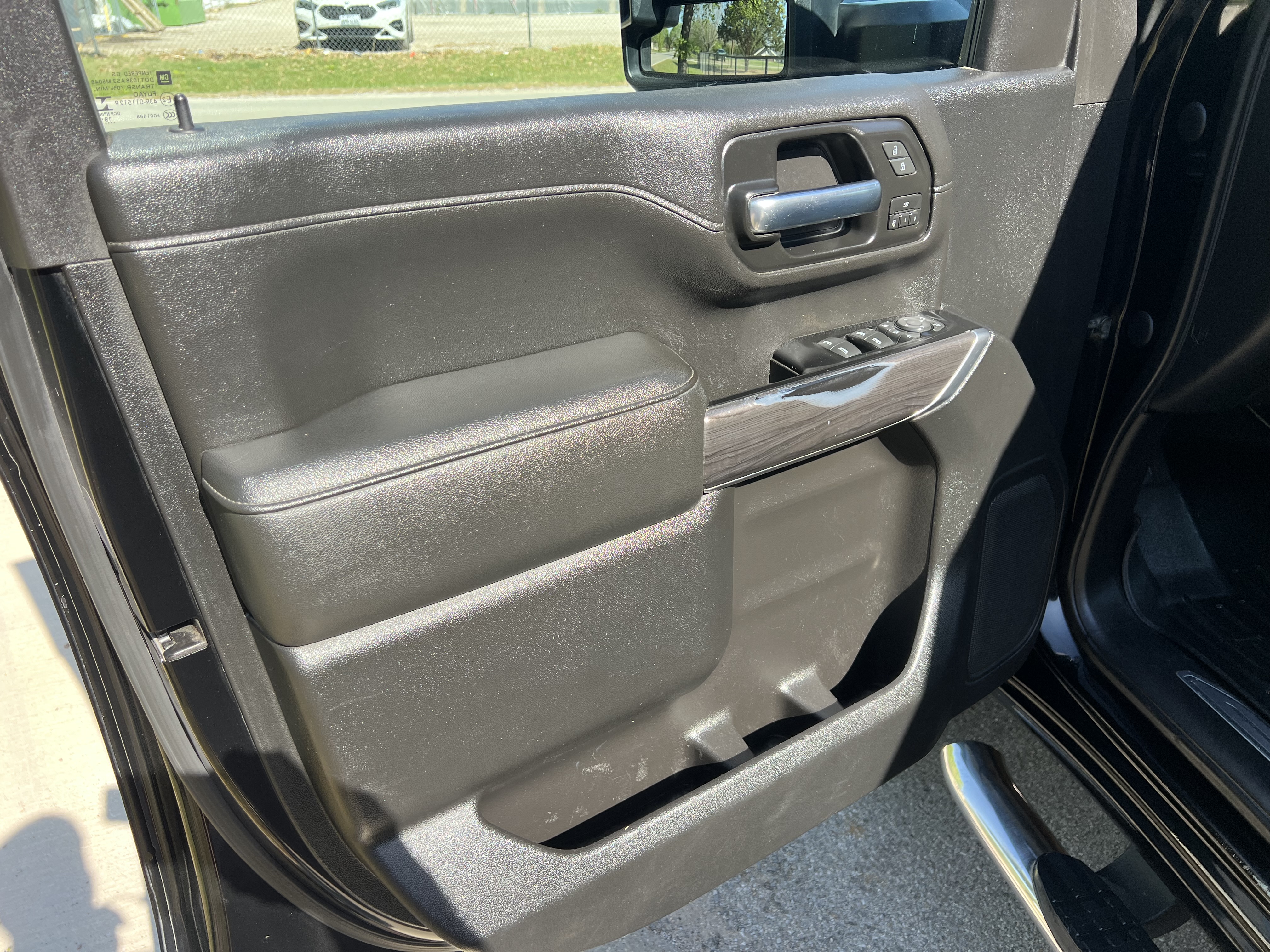 Used 2020 Chevrolet Silverado 2500 LTZ AWD/4WD image 15