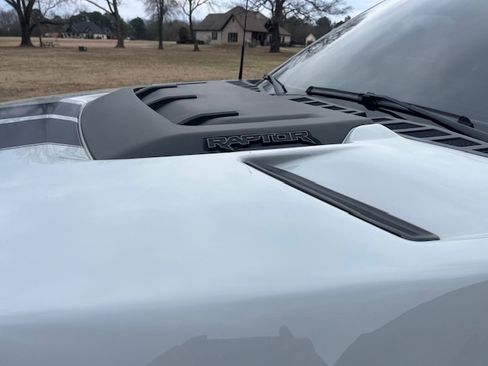 Used 2023 Ford F150 Raptor image 5