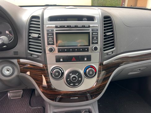 Used 2011 Hyundai Santa Fe GLS AWD/4WD image 9