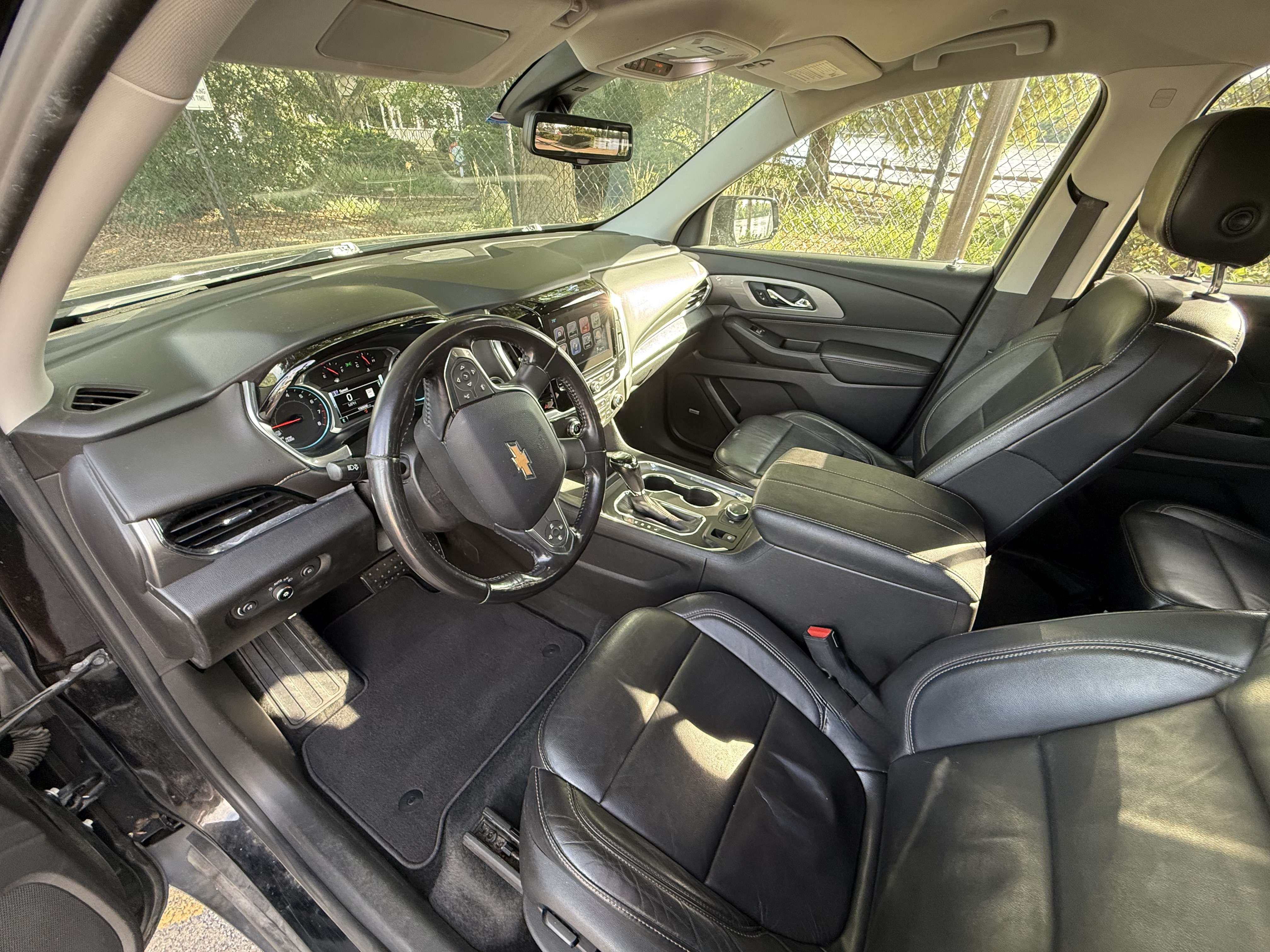 Used 2018 Chevrolet Traverse LT AWD/4WD image 9