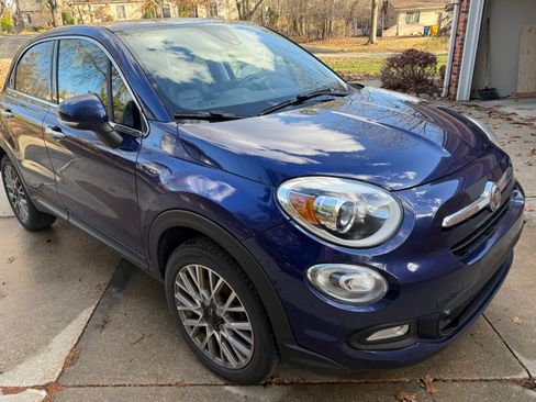 Used 2017 FIAT 500X Lounge w/ Lounge Premium Package (AWD) image 4