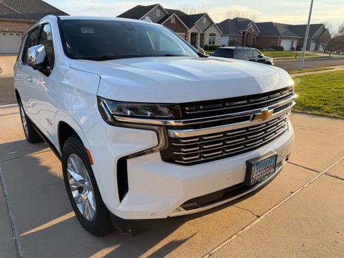 Used 2022 Chevrolet Tahoe Premier w/ Premium Package image 15