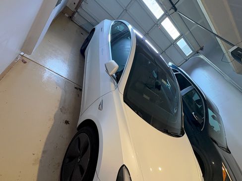 Used 2019 Tesla Model 3 Long Range image 2