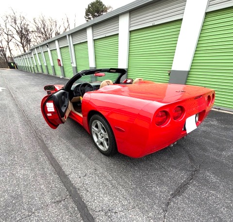 Used 1998 Chevrolet Corvette Convertible w/ Memory Pkg RWD image 6