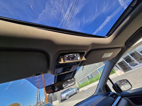 Used 2018 Honda Odyssey Elite image 22