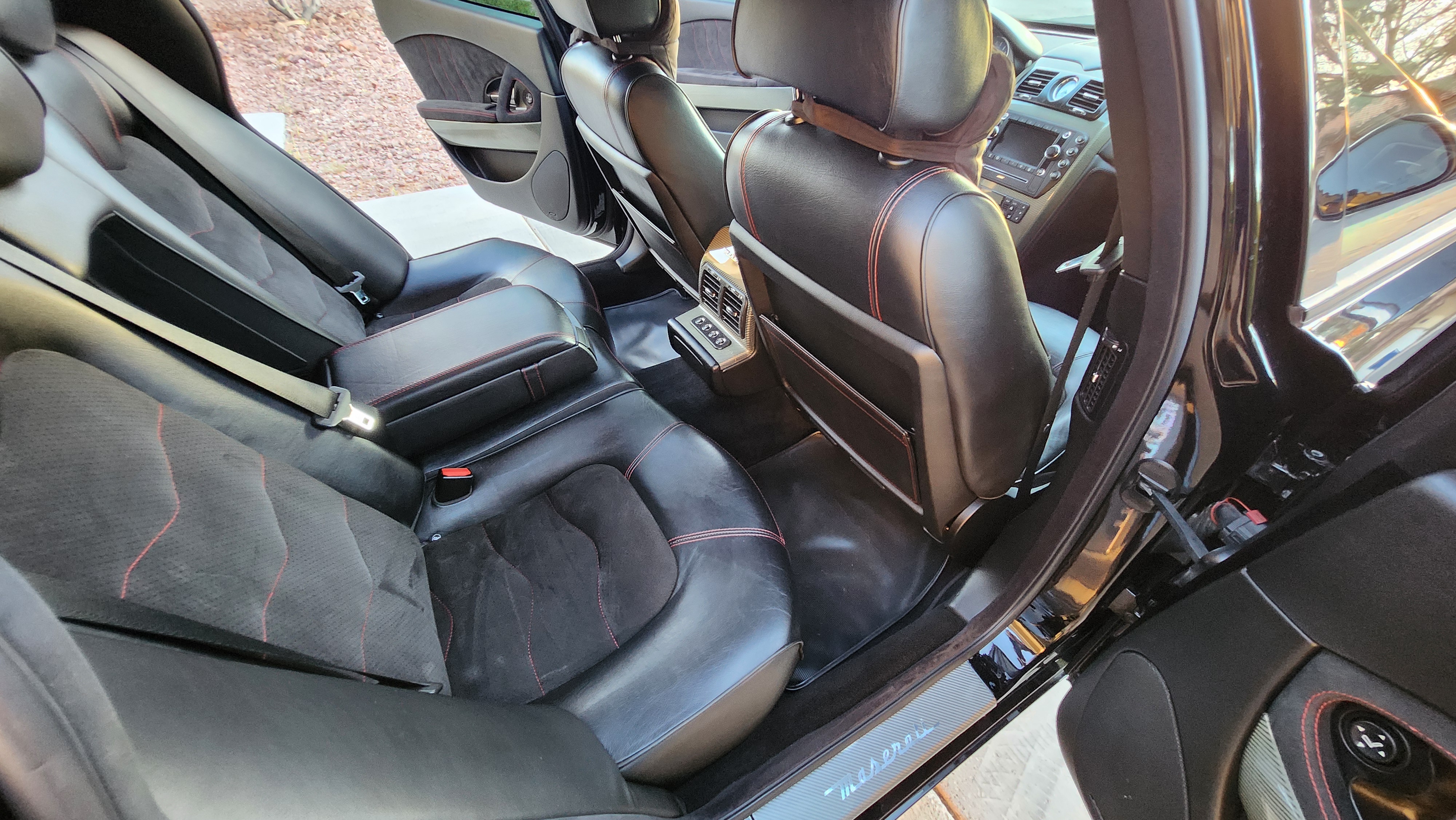 Used 2010 Maserati Quattroporte Sport GT S RWD image 19