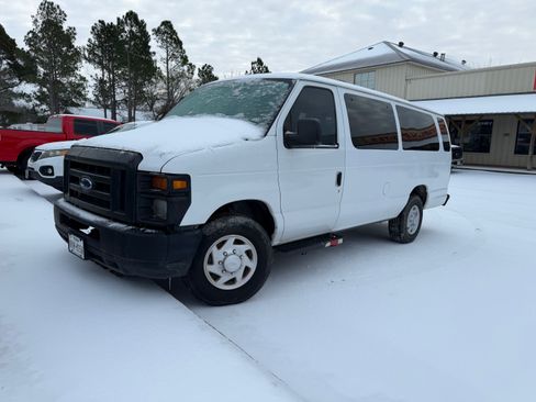 Used 2012 Ford E-350 and Econoline 350 XL w/ PWR Windows & Locks Group image 9