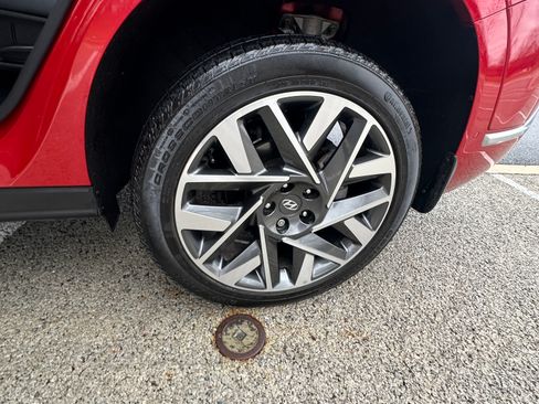 Used 2023 Hyundai Santa Fe Calligraphy image 15