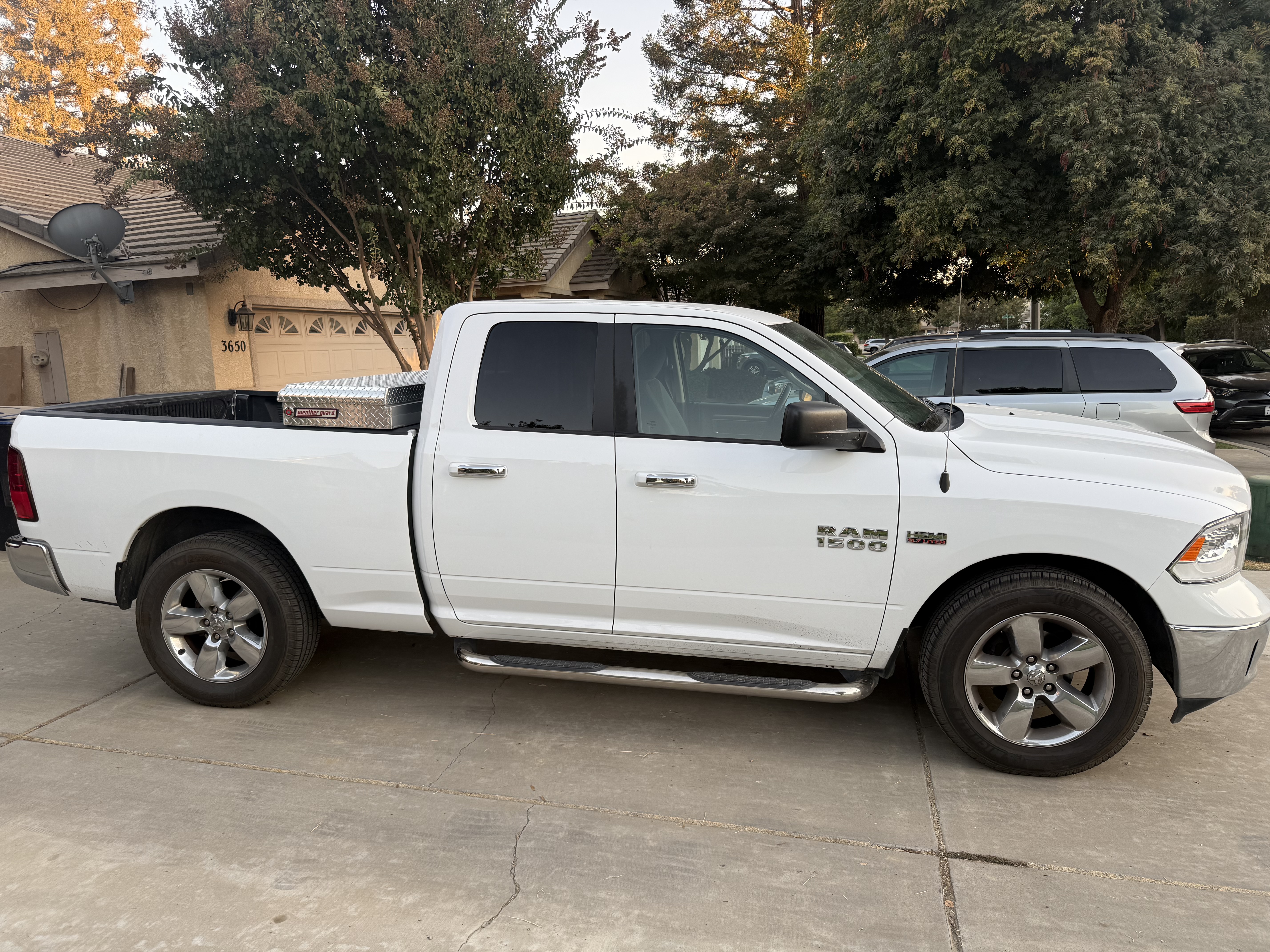Used 2016 RAM 1500 Big Horn RWD image 15