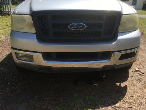 Used 2004 Ford F150 XL image 4