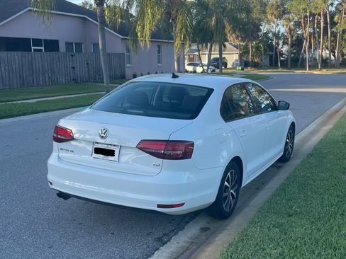 Used 2016 Volkswagen Jetta SE image 5