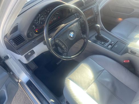 Used 2001 BMW 740iL image 6