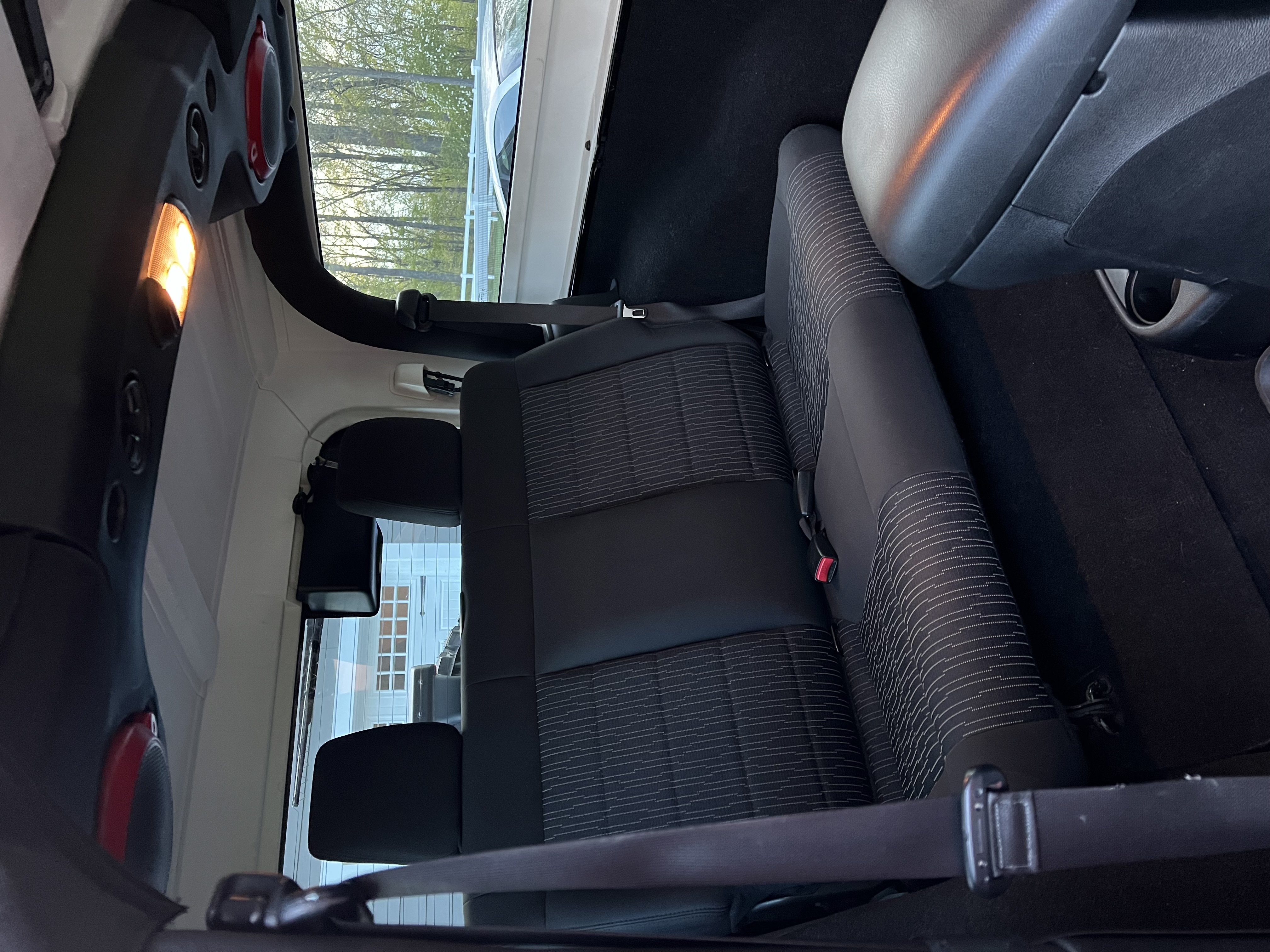 Used 2012 Jeep Wrangler Sport w/ Connectivity Group AWD/4WD image 12