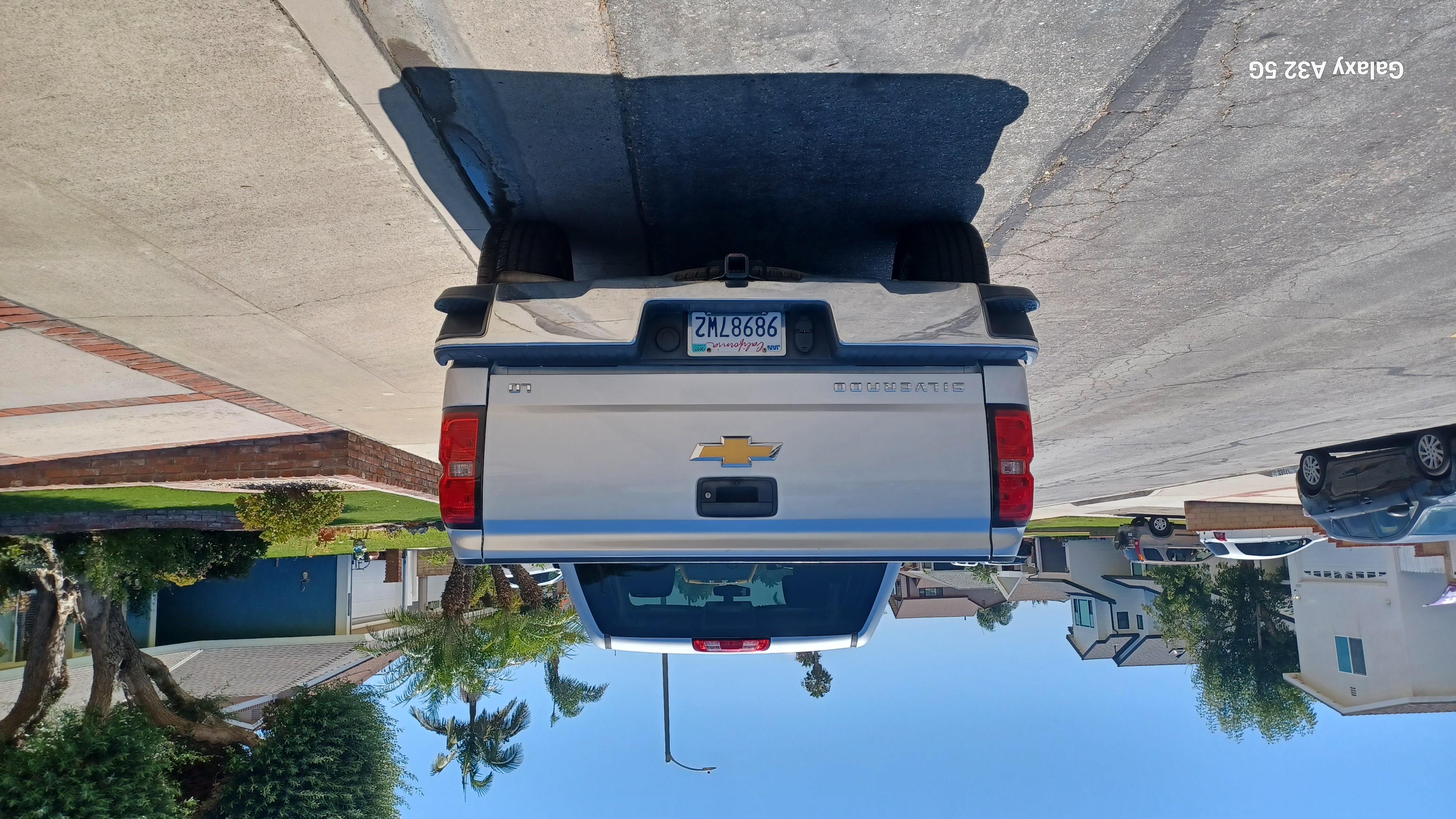 Used 2019 Chevrolet Silverado 1500 LT RWD image 1