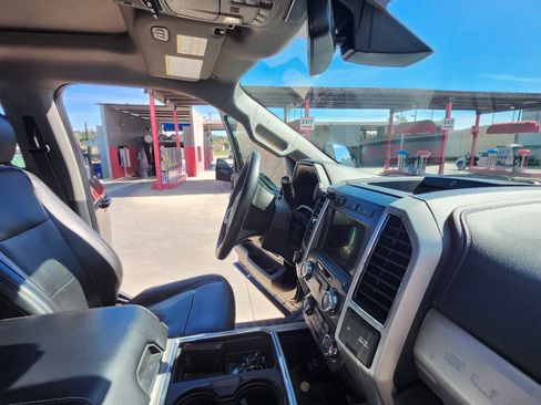 Used 2019 Ford F250 Lariat w/ Lariat Ultimate Package image 12