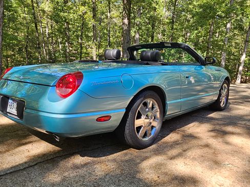 Used 2002 Ford Thunderbird RWD image 4
