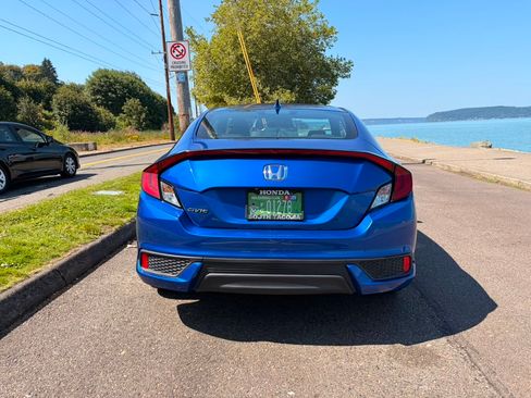 Used 2017 Honda Civic EX-T image 8