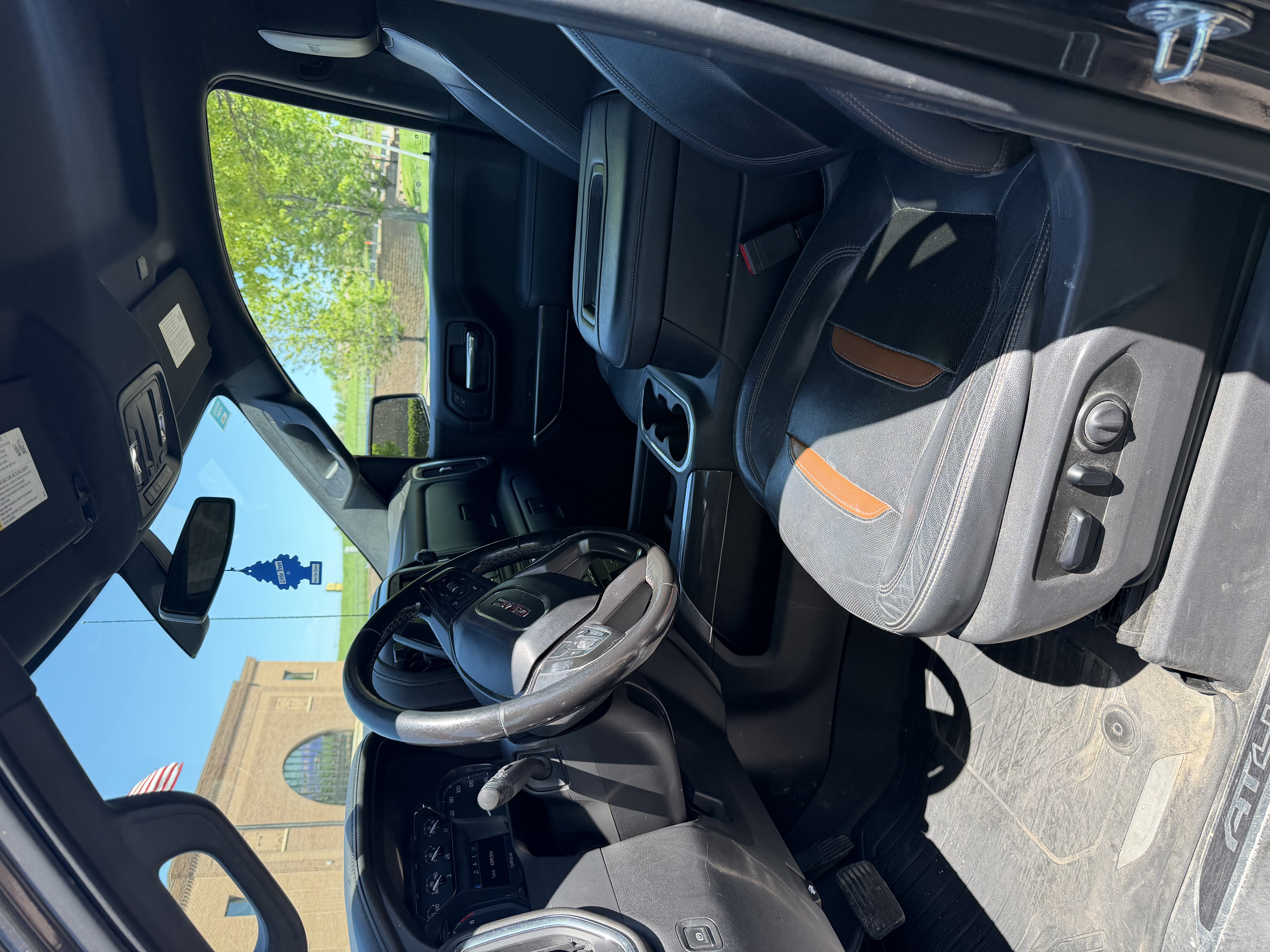 Used 2019 GMC Sierra 1500 AT4 AWD/4WD image 9