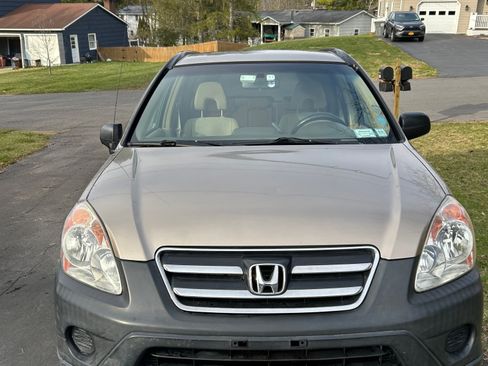 Used 2006 Honda CR-V LX image 2