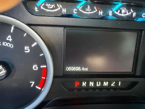 Used 2018 Ford F250 XLT w/ XLT Premium Package image 11