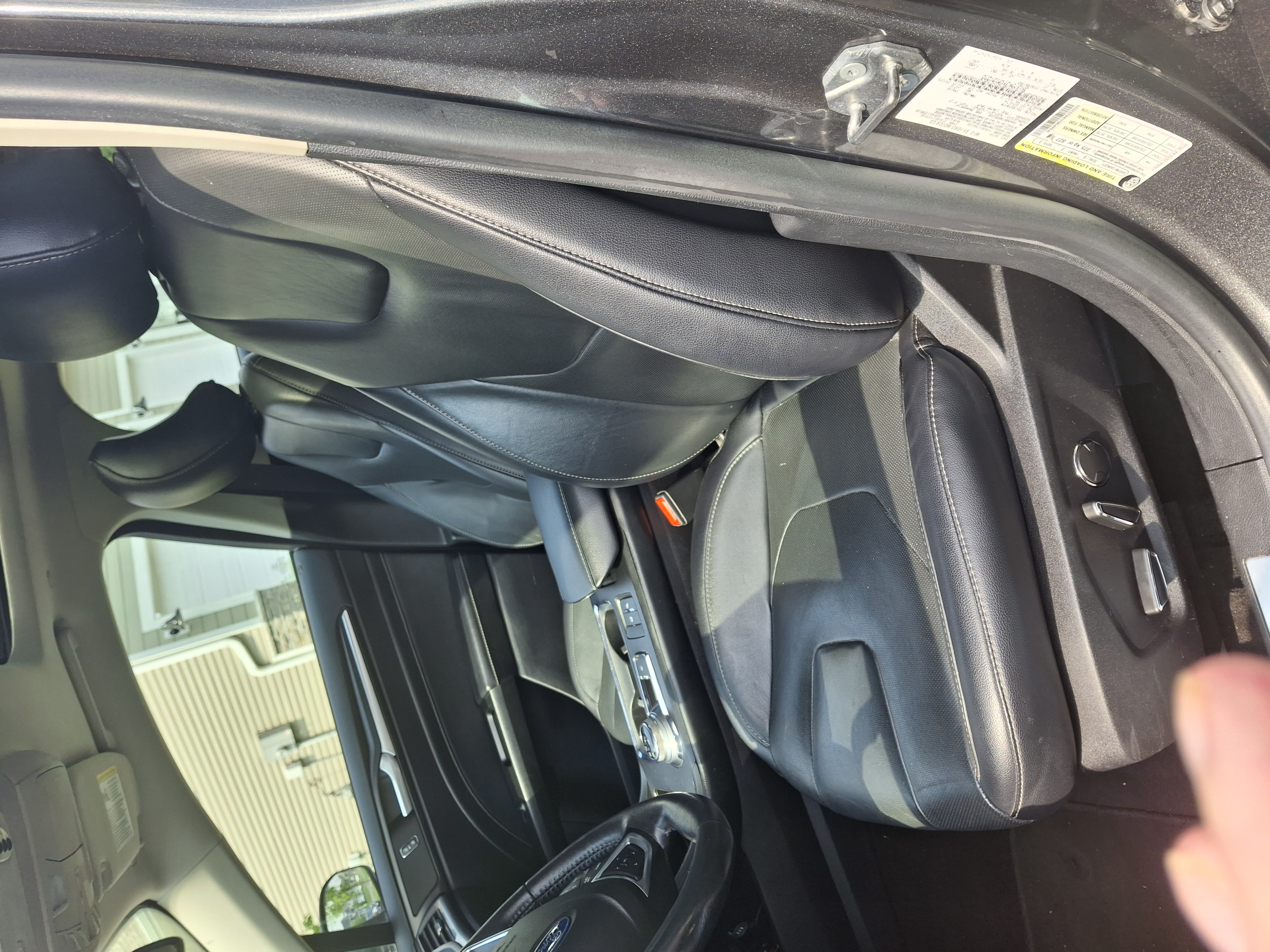 Used 2019 Ford Fusion Titanium FWD image 9