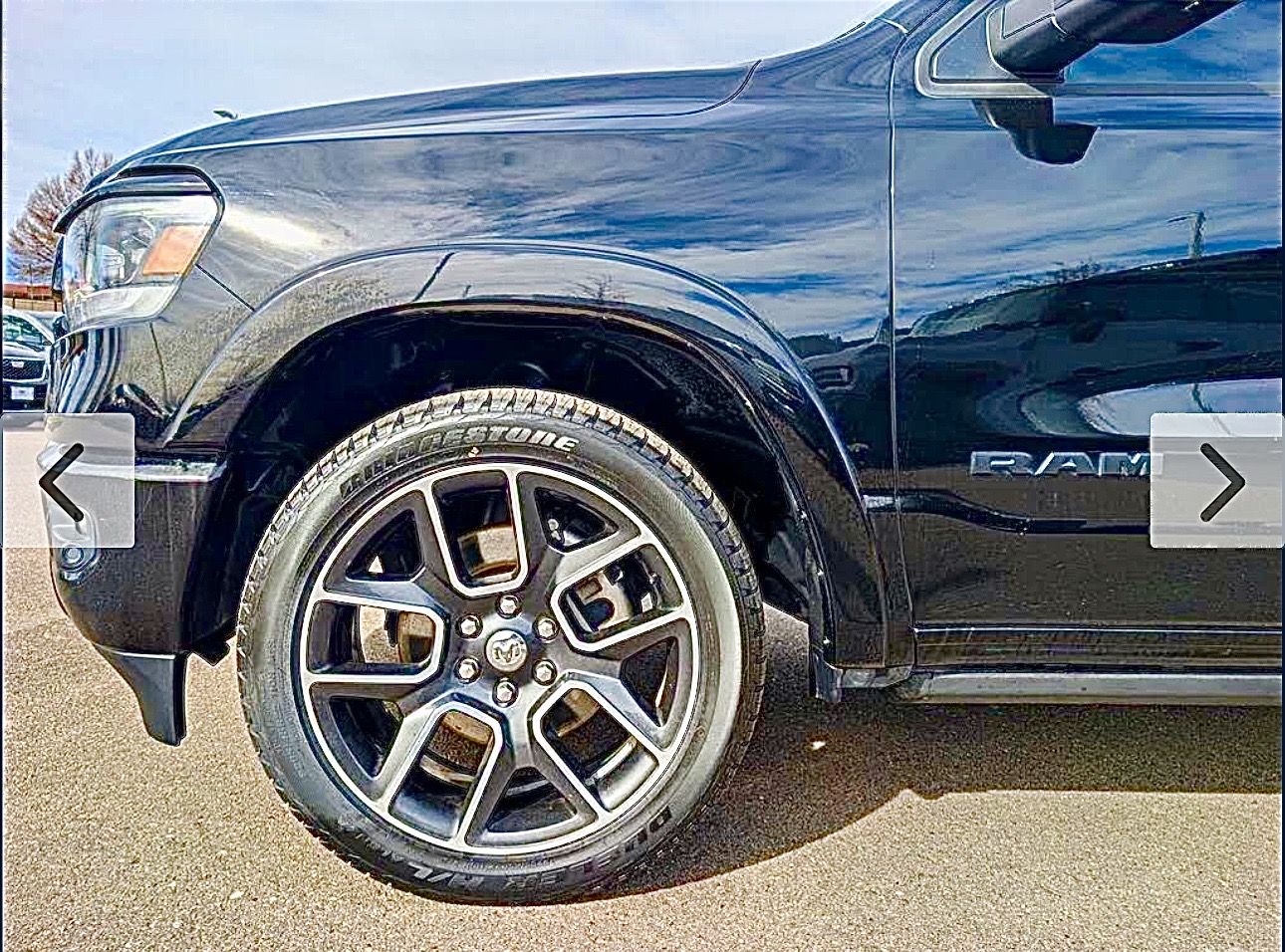 Used 2019 RAM 1500 Laramie AWD/4WD image 9