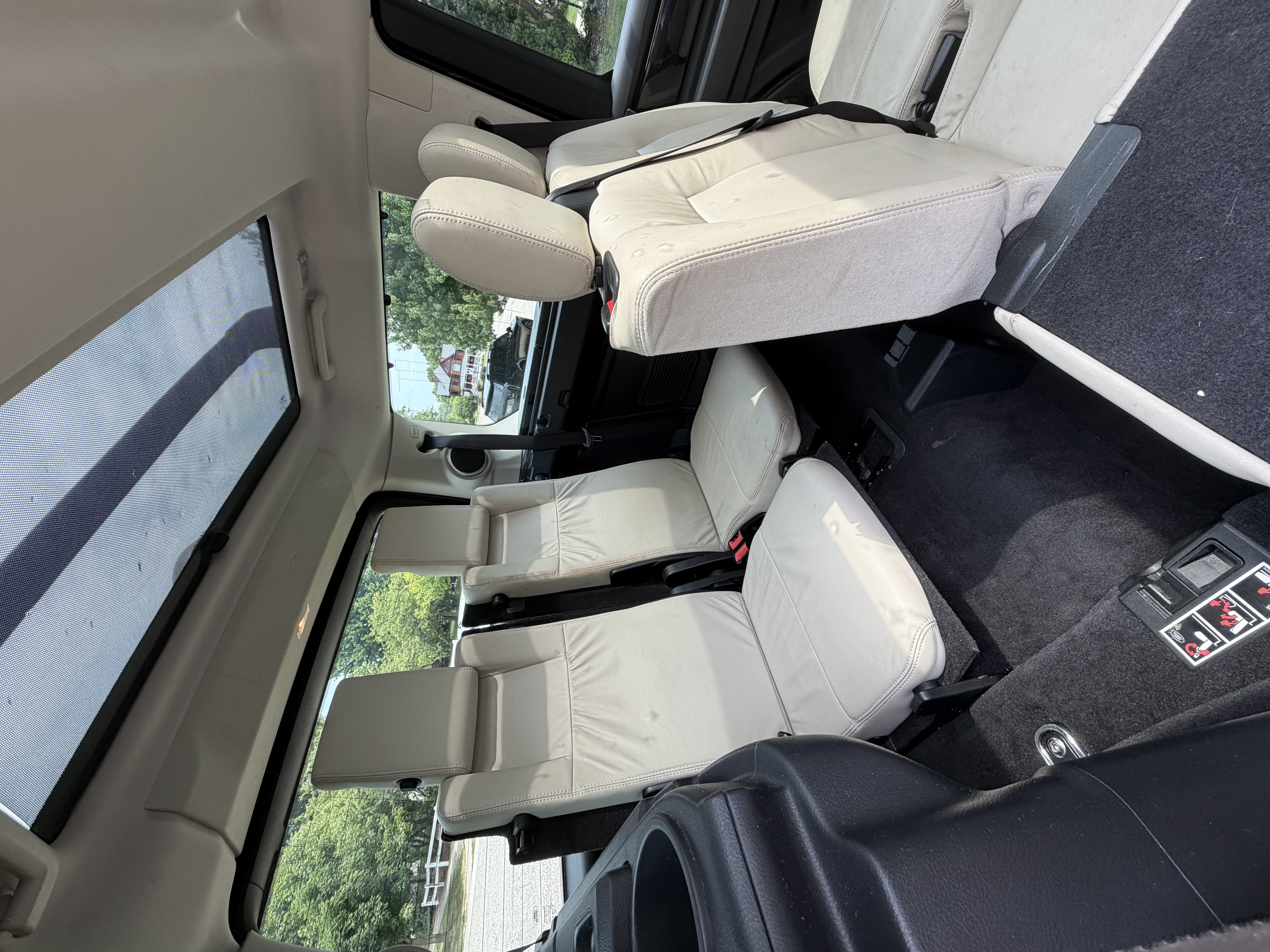 Used 2013 Land Rover LR4 HSE LUX AWD/4WD image 13