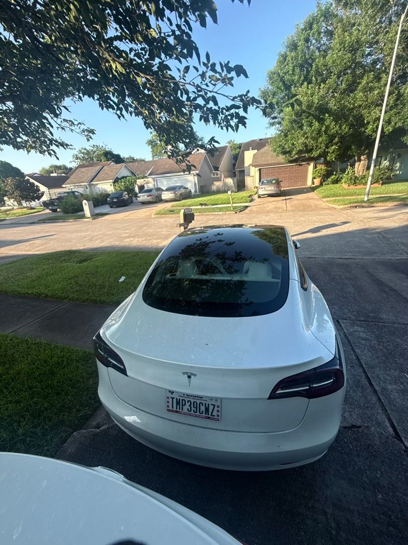Used 2022 Tesla Model 3 RWD image 5