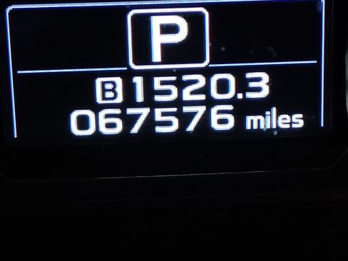 Used 2017 Subaru Forester 2.5i Premium image 5