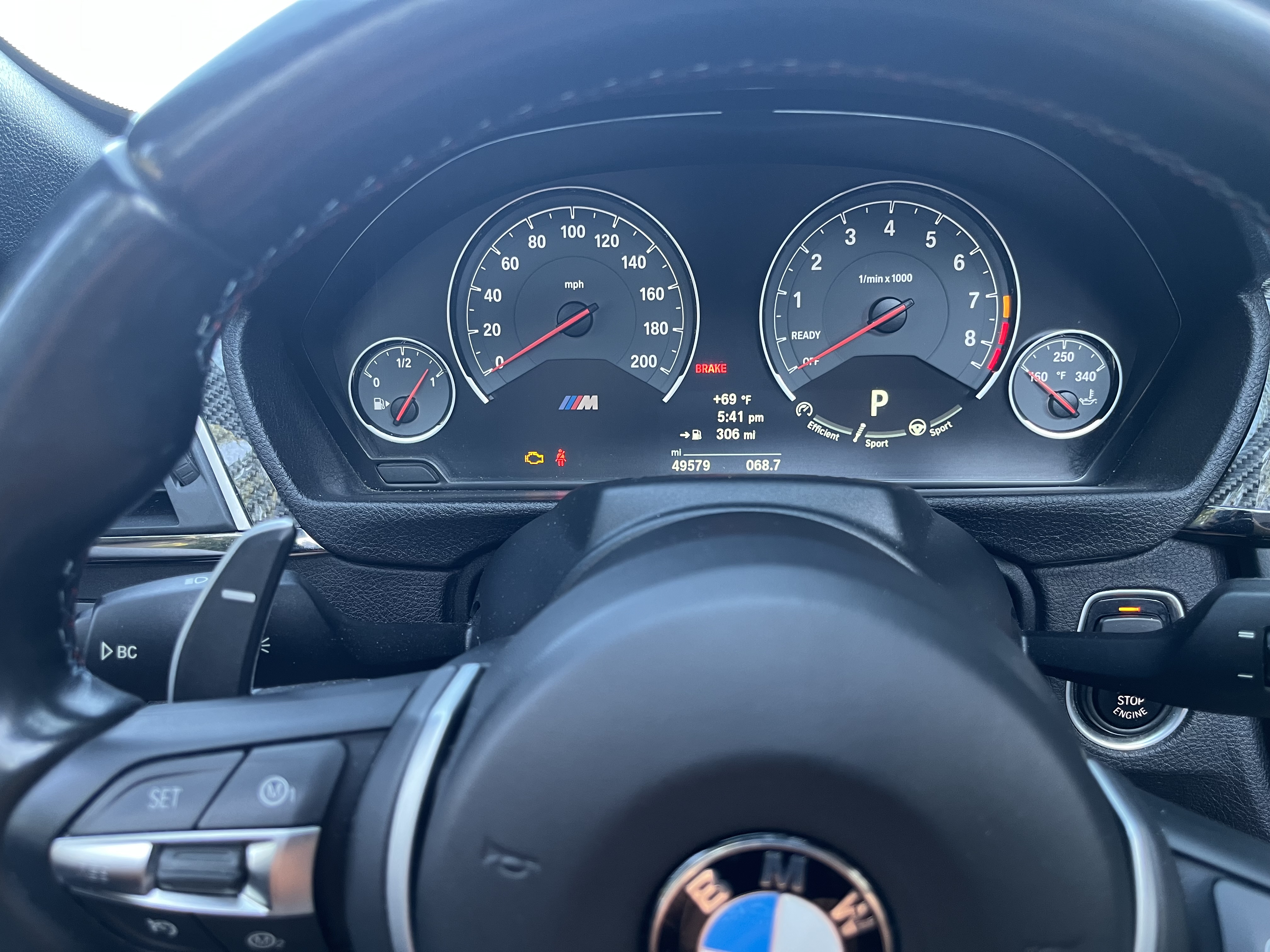 Used 2017 BMW M4 Convertible RWD image 9
