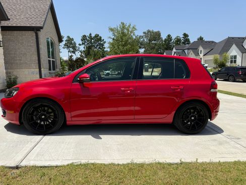 Used 2013 Volkswagen Golf TDI FWD image 2