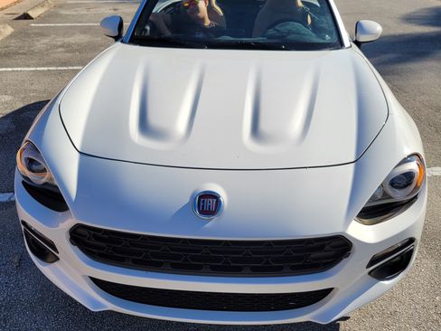 Used 2020 FIAT 124 Spider Lusso w/ Convenience Group image 5