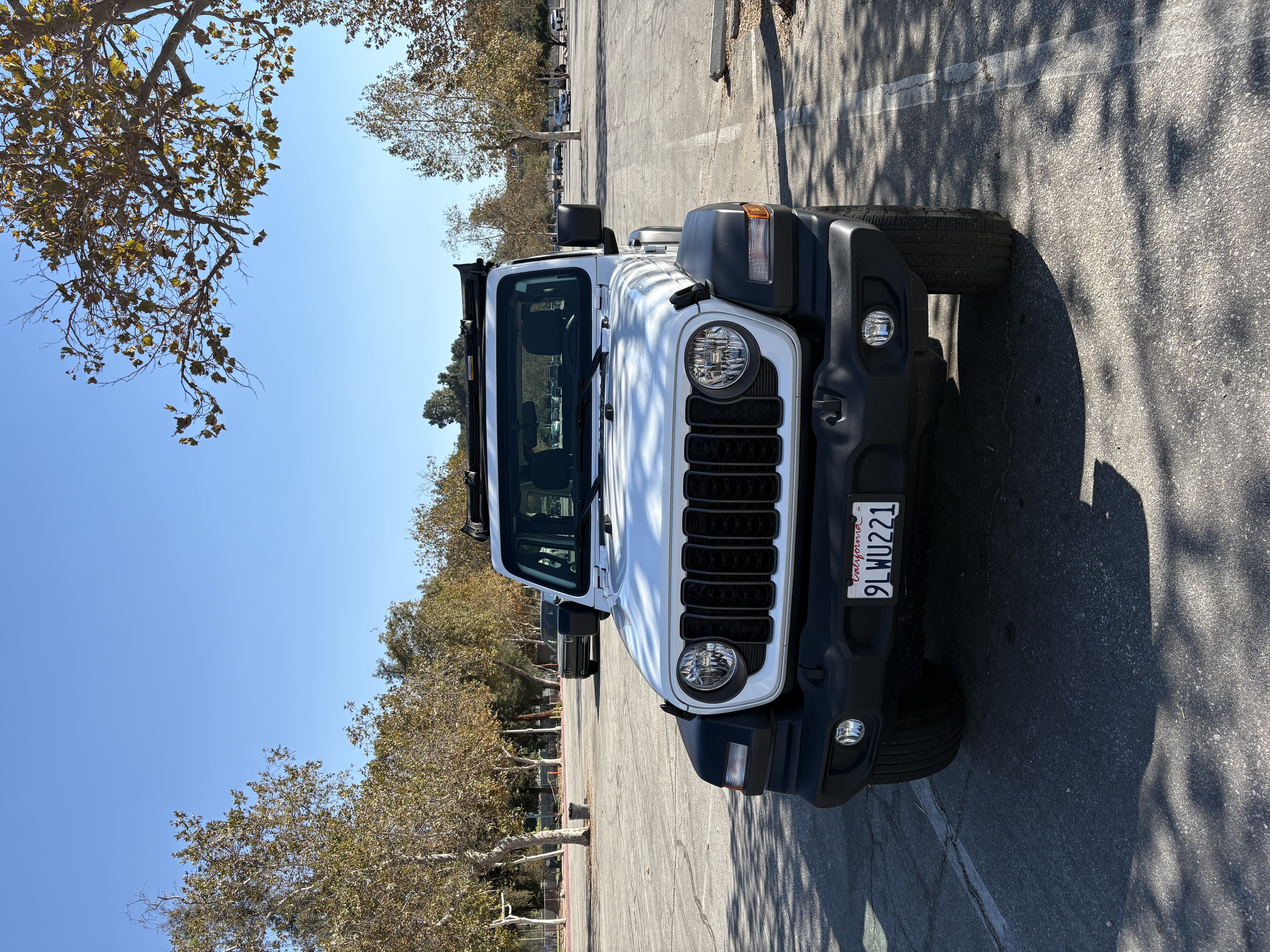 Used 2024 Jeep Wrangler Sport AWD/4WD image 2