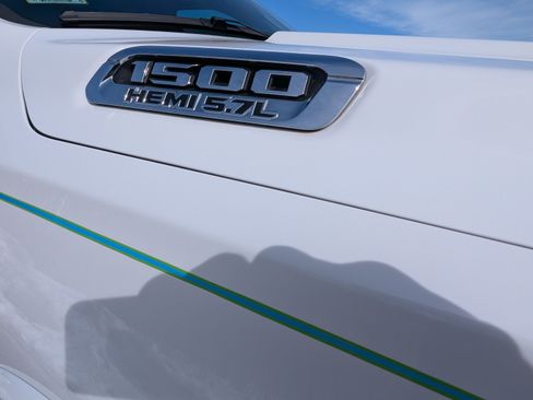 Used 2020 RAM 1500 Limited image 8