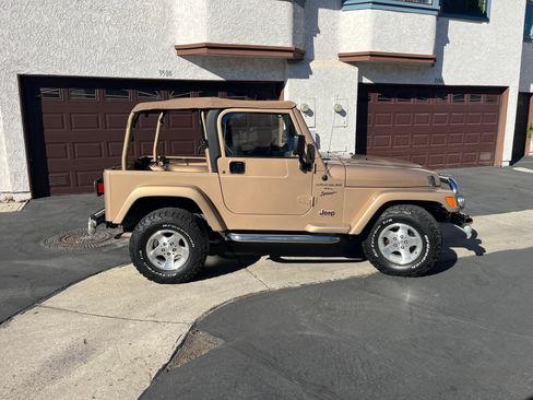 Used 1999 Jeep Wrangler Sport image 5