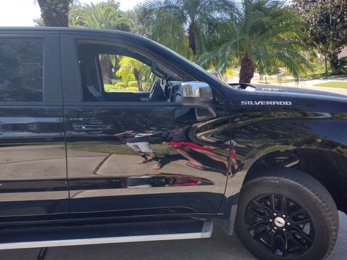 Used 2021 Chevrolet Silverado 1500 LT image 11