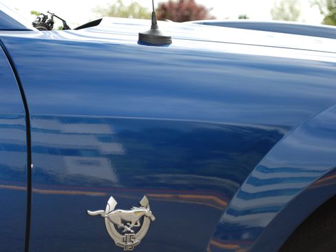 Used 2009 Ford Mustang GT Premium RWD image 6