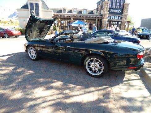 Used 2001 Jaguar XK8 Convertible image 2