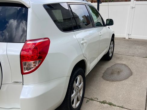 Used 2008 Toyota RAV4 Limited AWD/4WD image 8