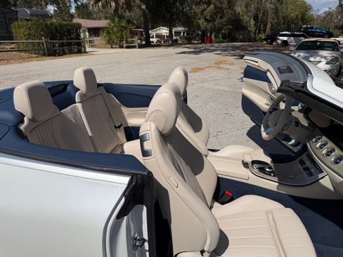 Used 2022 Mercedes-Benz E 450 Cabriolet image 20