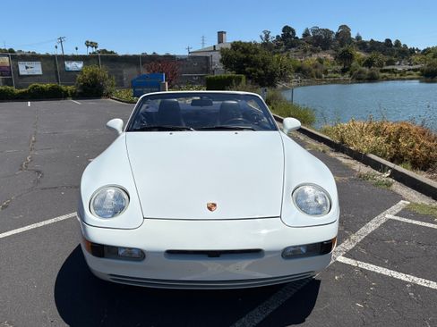 Used 1993 Porsche 968 Cabriolet RWD image 2