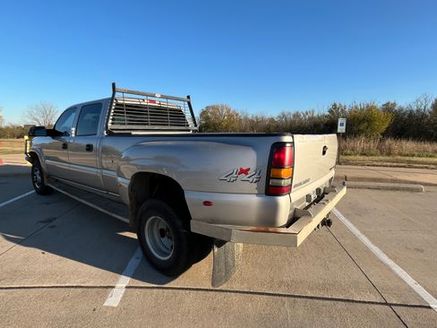 Used 2004 Chevrolet Silverado 3500 LS w/ Skid Plate Package image 6